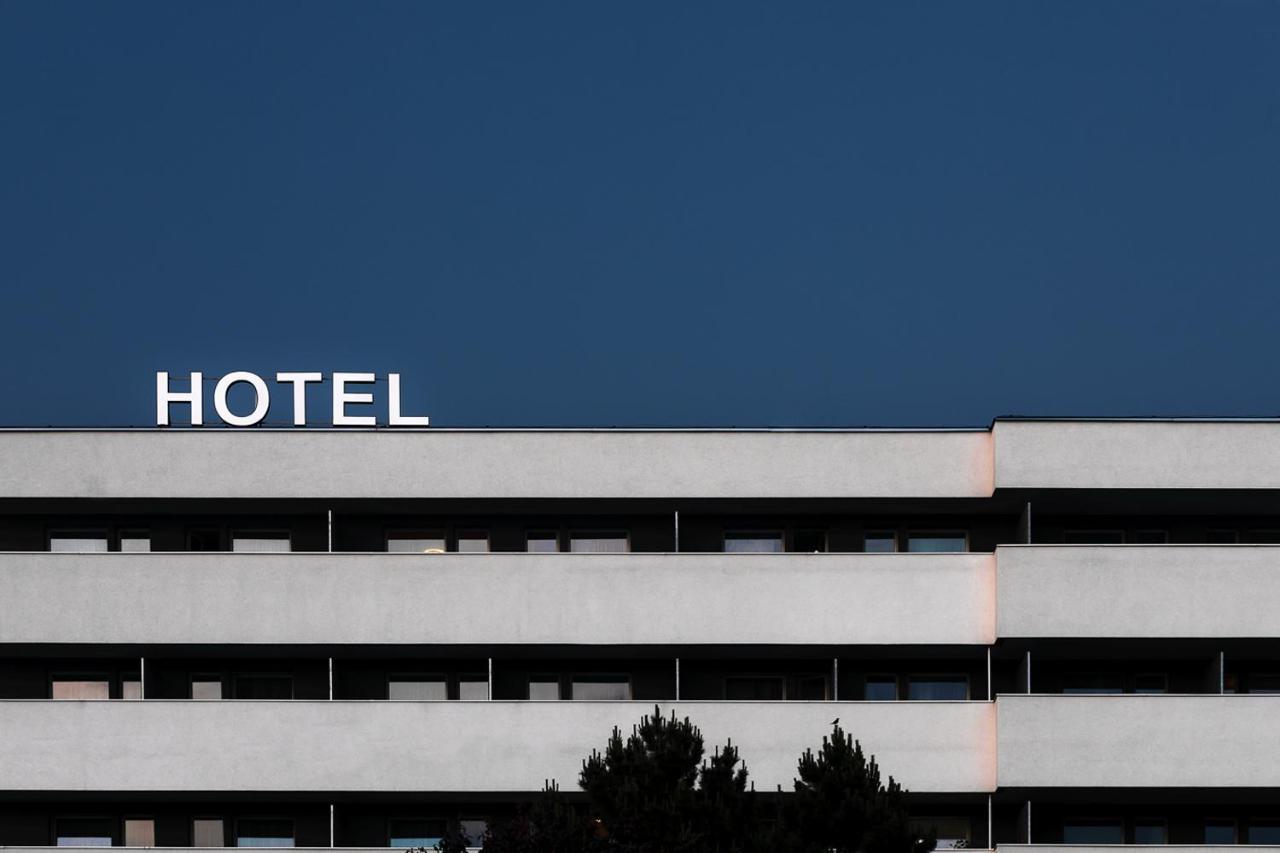 Hotel Slezan Bruntál المظهر الخارجي الصورة